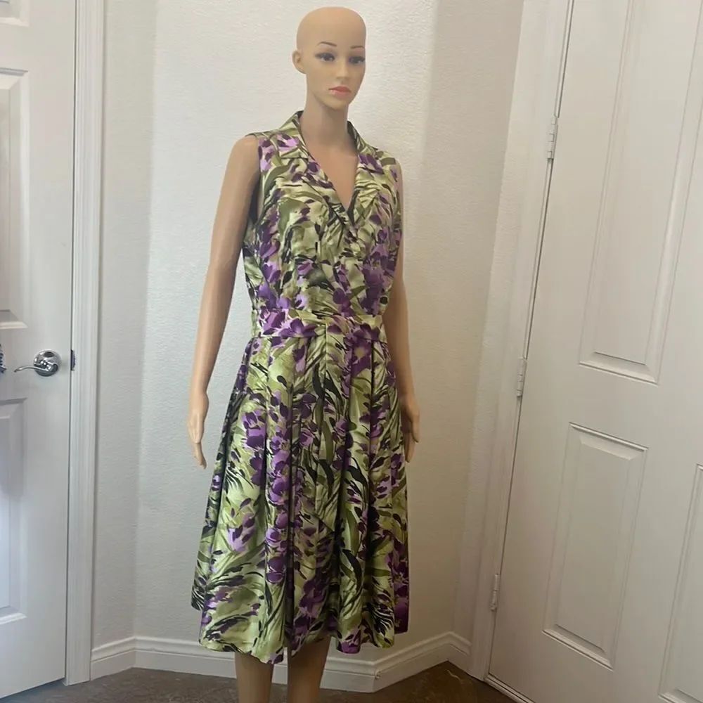 Jessica Howard Dress V Neck Wrap Green Purple Floral Collar Midi Pleated Belted